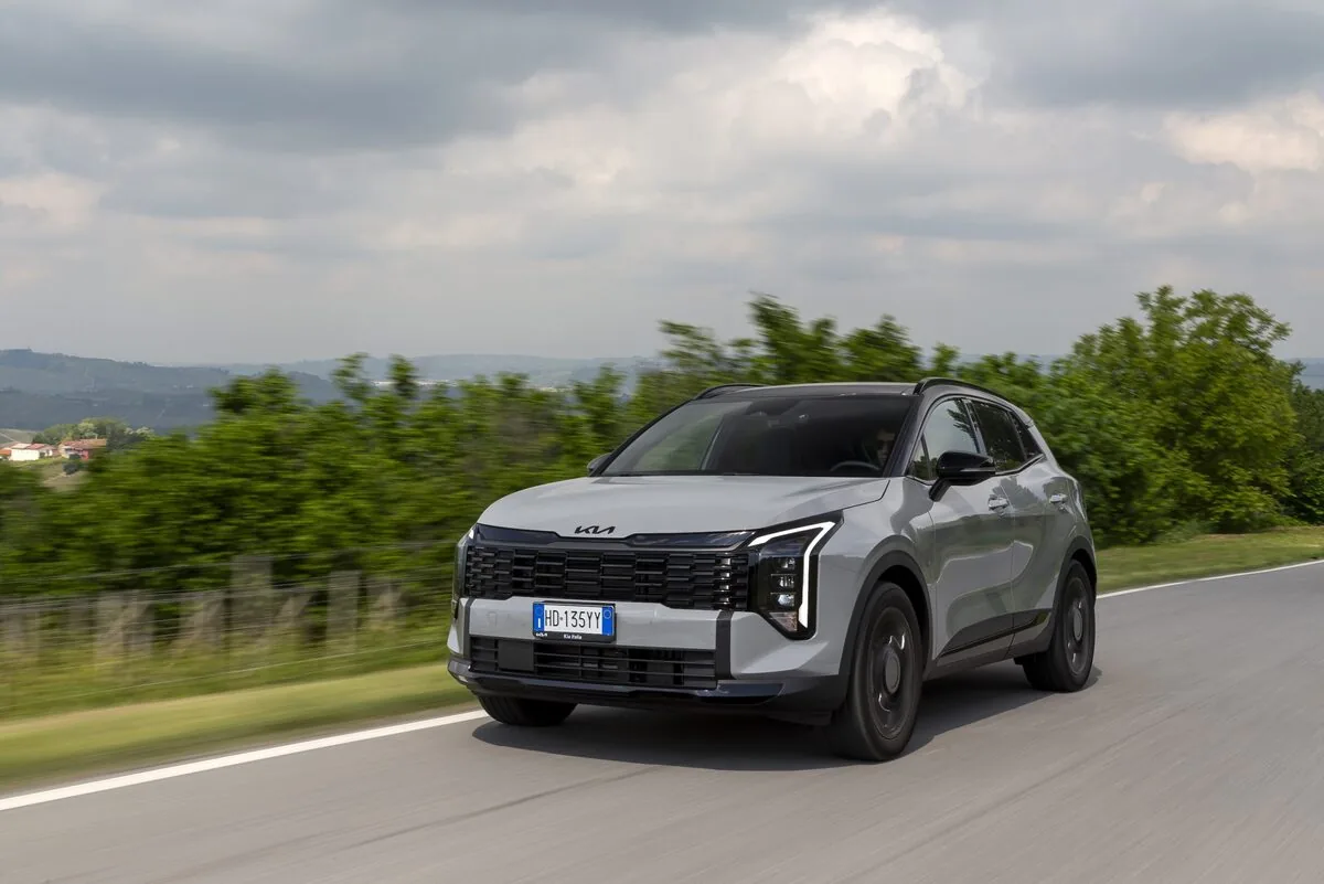 KIA Sportage, debuts the Tri-Fuel Full Hybrid LPG