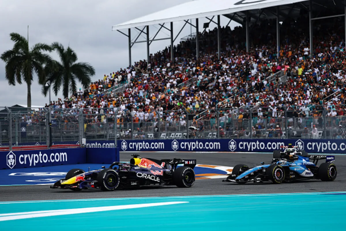 Verstappen responds to Sainz's criticism: “The midfield is a jungle”