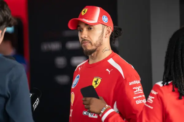 Hamilton: “The simulator? I will no longer use it to prepare for races, I am old school”