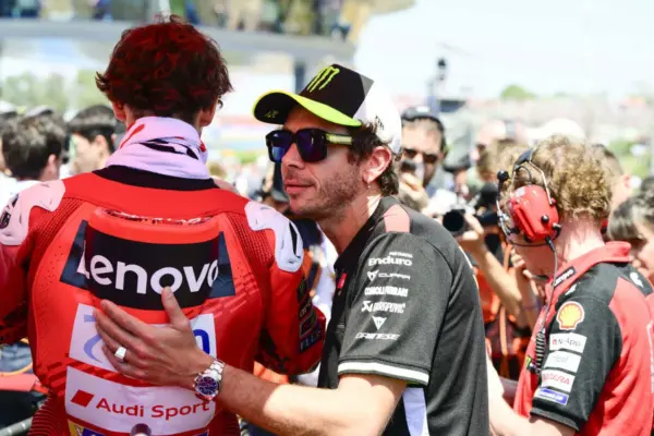 Rossi defends Bagnaia and criticizes Ducati: “Pecco is giving everything, I wish the team would do the same”