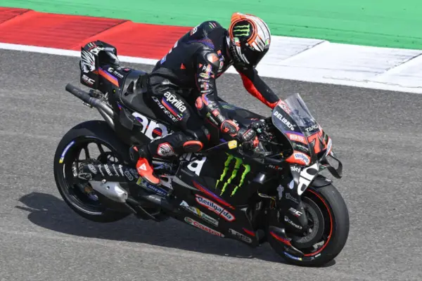 Aprilia-Monster, Bez's pride: "I believed in the project when there was no sponsor and they did the same with me"