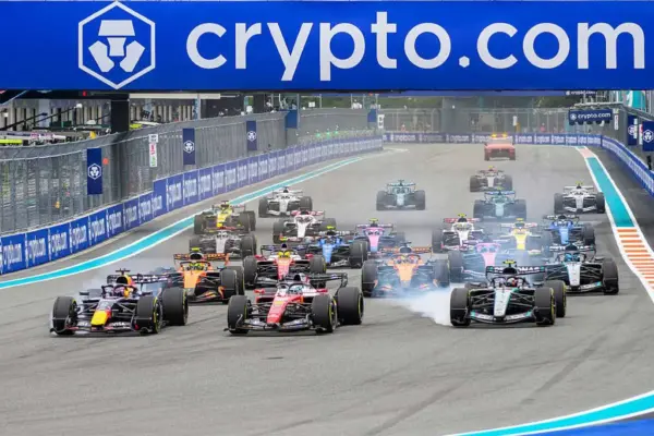Official, F1 still on Sky: renewal until 2032