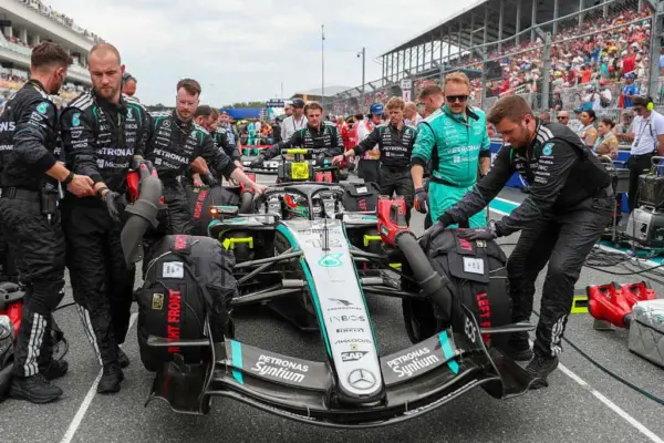 Mercedes, new clutch lever for starts: "Let's see if it will help us"