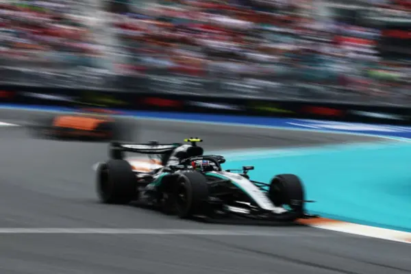 GP Miami 2026, Race: Antonelli unbeatable, then the McLarens. Leclerc disaster at the end – LIVE