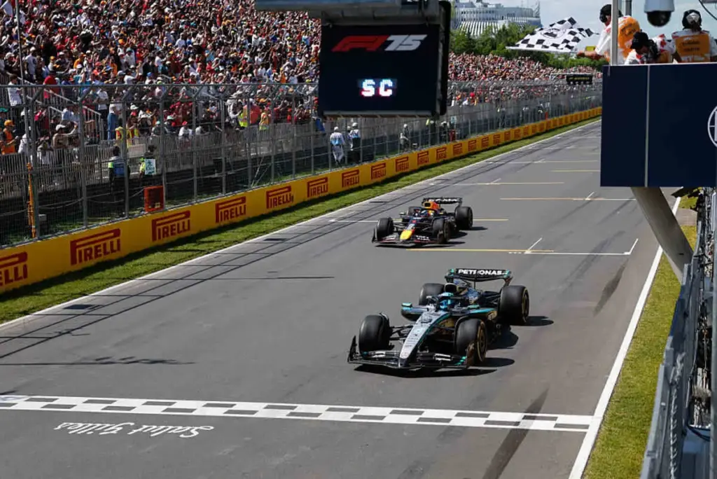 F1 GP Canada 2025, Montreal: George Russell (Mercedes AMG F1) crosses the finish line ahead of Max Verstappen (Red Bull Racing) - Photo: Getty Images