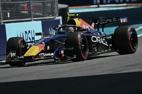 Non-compliant floor: Hajdar's Red Bull facing disqualification