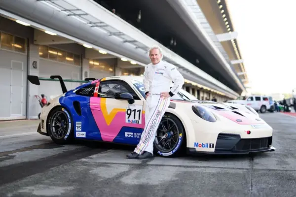 Jacques Villeneuve returns to the track: he will debut in this year’s Porsche Supercup