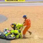 VR46, black Saturday: double zero in the Sprint at Le Mans. And what a scary fall for Diggia