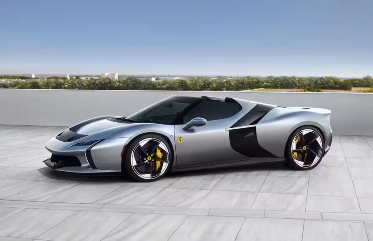 Ferrari HC25, uncompromising roadster