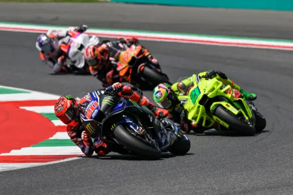 Quartararo's disappointment: “I decided to slow down to avoid crashes”