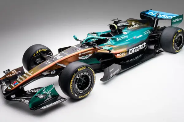 Aston Martin, special livery in Monaco – PHOTO