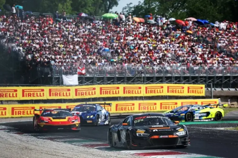GTWC Europe, Audi triumphs at the 3h of Monza in a race with spectacular accidents