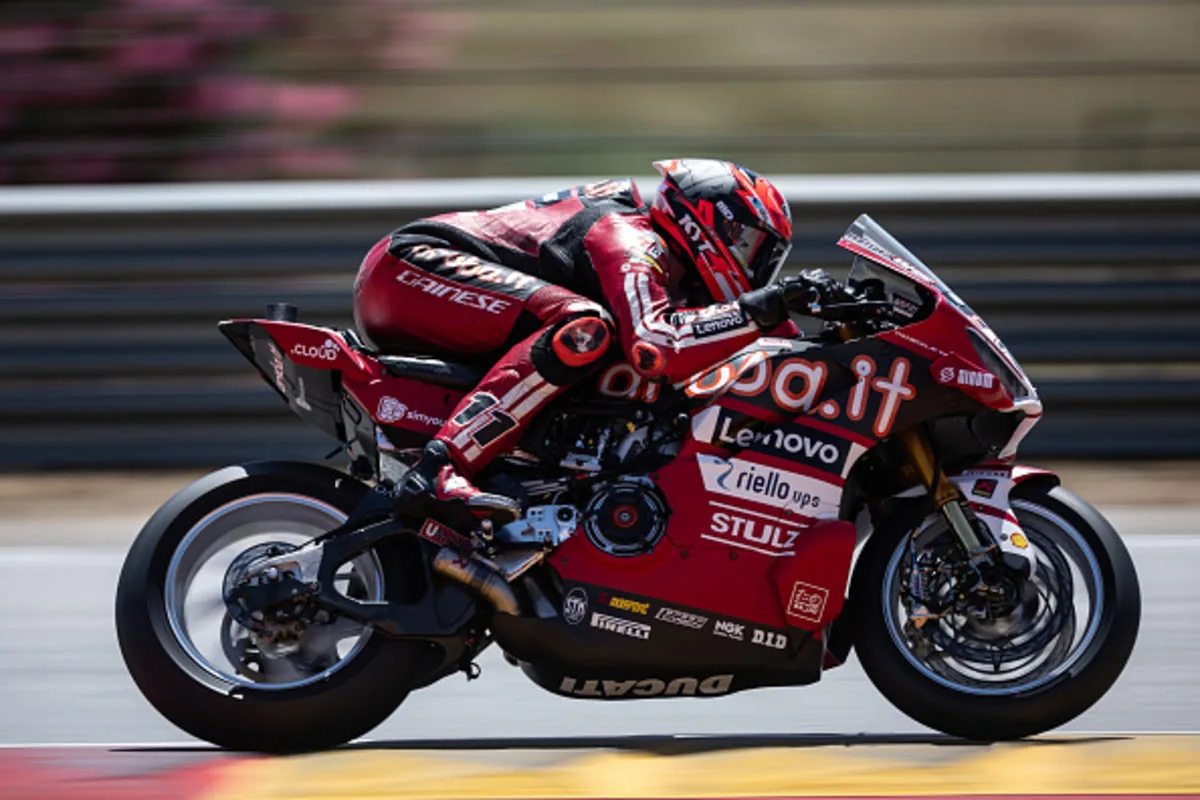 Aragon 2026, Race 1: Bulega again on the top step of the podium