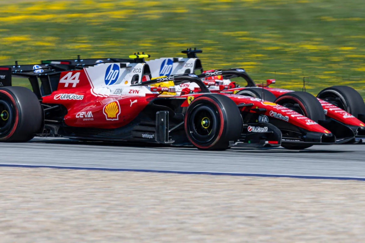 Students: “Under normal conditions Leclerc is faster than Hamilton”