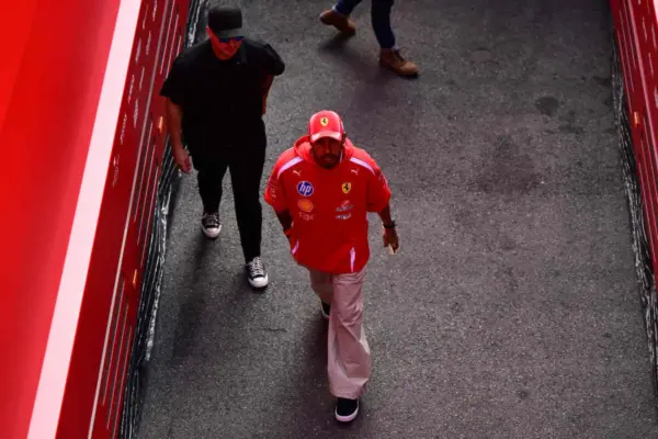 Hamilton, 4th place saved: for the unsafe release there is 'only' a huge fine for Ferrari