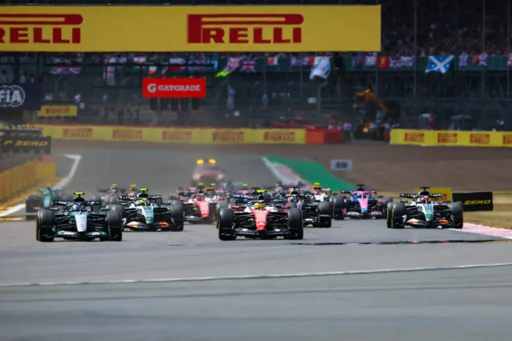 The start of the Silverstone Sprint