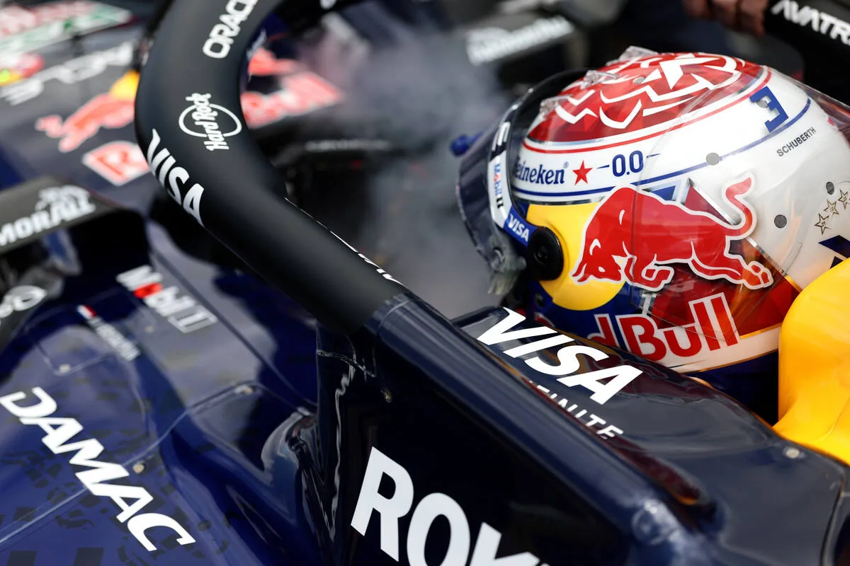 Verstappen: “Give me the chills and the sound of V8 engines, I don't care if they go at 300 km/h instead of 350 km/h”