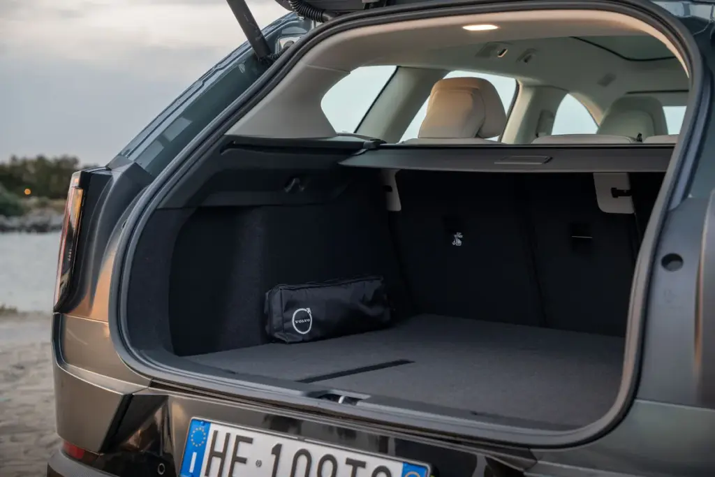 Volvo EX60 test drive