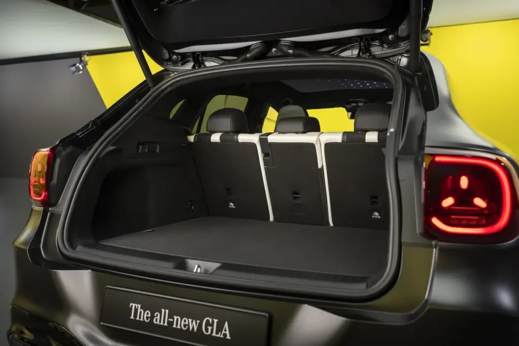 Mercedes GLA elettrica