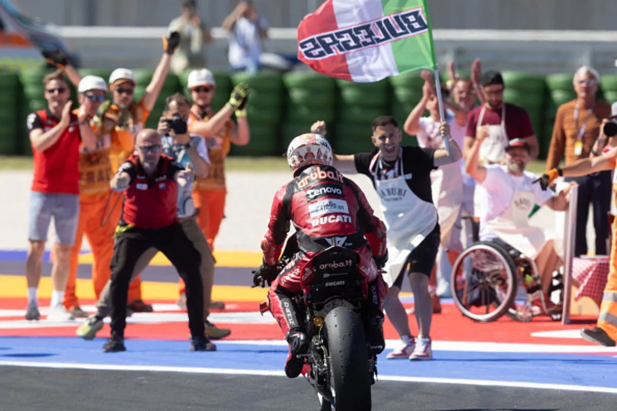 Misano 2026, Superpole Race: Bulega double victory