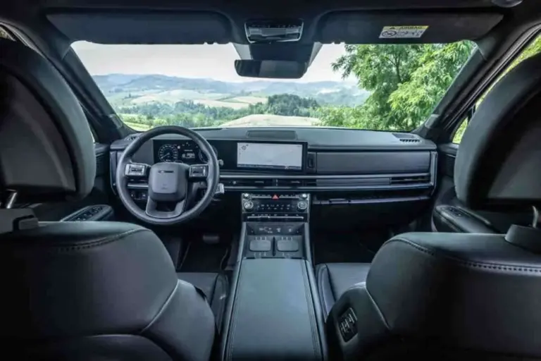 New Santa Fe, the strength of personality