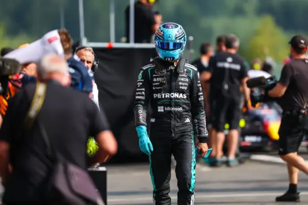 Kimi flies, Russell insists: “I lost 4 tenths on the straight, we have to admit there is a problem”