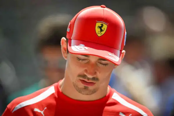 Alesi: “Leclerc in difficulty like never before”