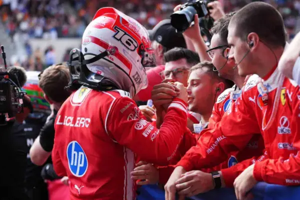 Team radio Ferrari | Leclerc: “Tense race, lucky with the VSC”, Hamilton: “My fault”