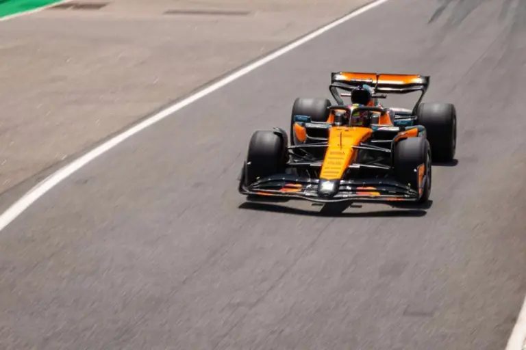 Oscar Piastri nei test TPC di Portimao