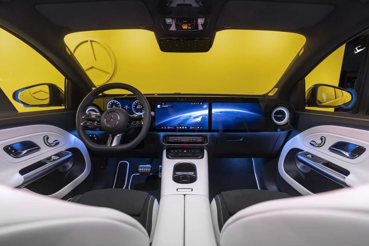 Mercedes, caution on the future of the digital cockpit