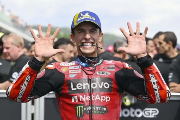 Marquez, historic 10th victory at Sachsenring: Agostini's record matched