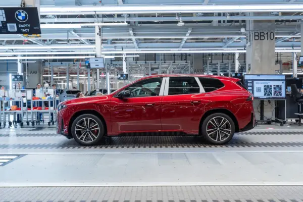 BMW iX3 breaks record: 50,000 SUVs produced in Debrecen