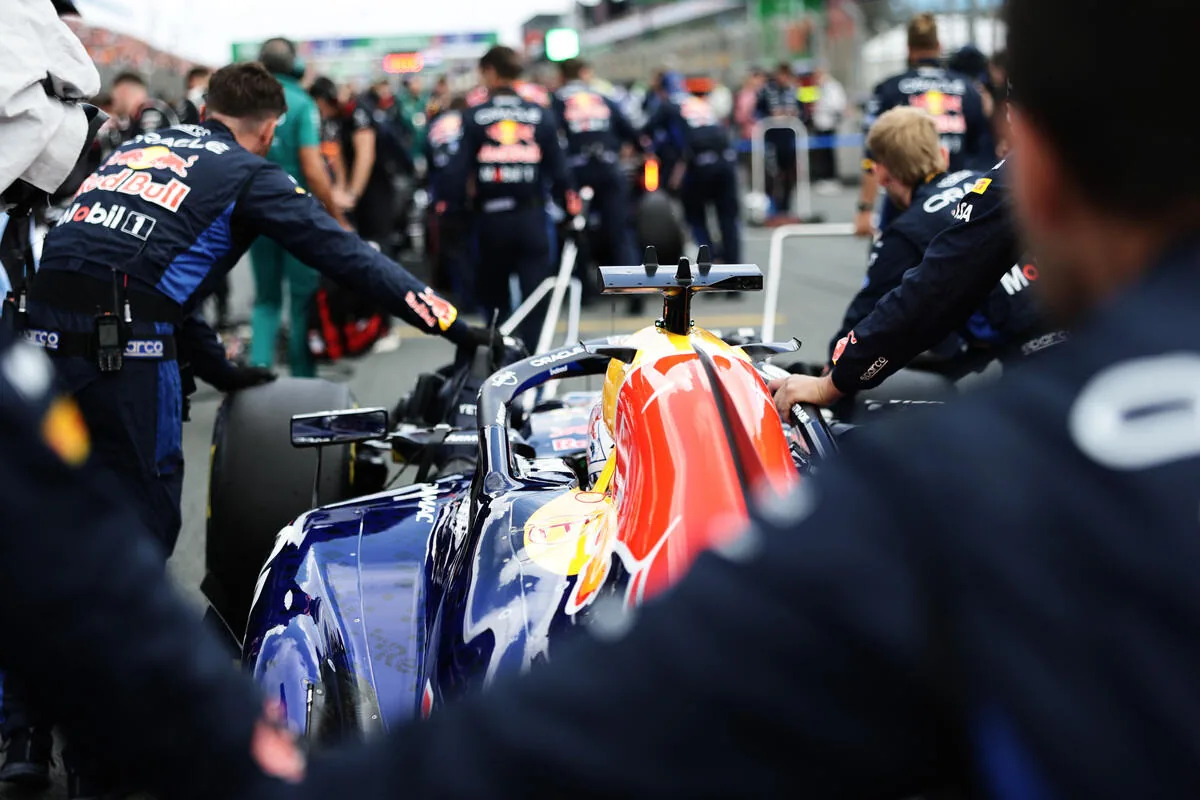 Pre-race chaos on the grid, Hamilton and Verstappen also investigated. But all are acquitted: here’s why