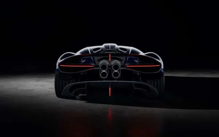 Bugatti, the steed that does not gallop