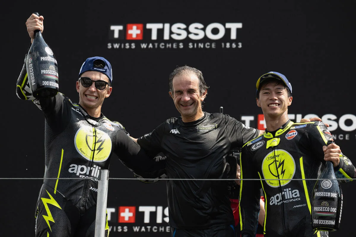 Brivio, do you think about the title? “Many drivers within few points, it's as if the World Championship is starting again now”