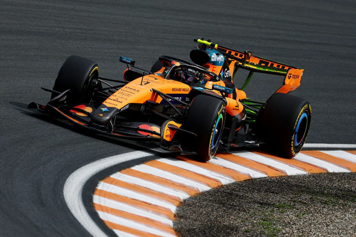 GP Netherlands 2026, starting grid: Norris on pole, then Russell and Kimi. A disappointing Ferrari in 3rd row: Hamilton 5th, Leclerc 6th