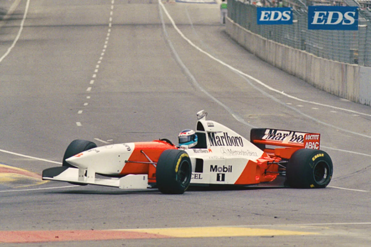Hakkinen on Adelaide: “I thought 'Oh sh*t'. Then someone turned off the light”