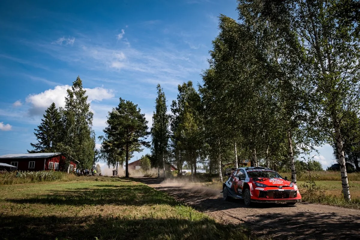 Rally of Finland, Day 3: Pajari takes the lead, but a big scare for Ogier