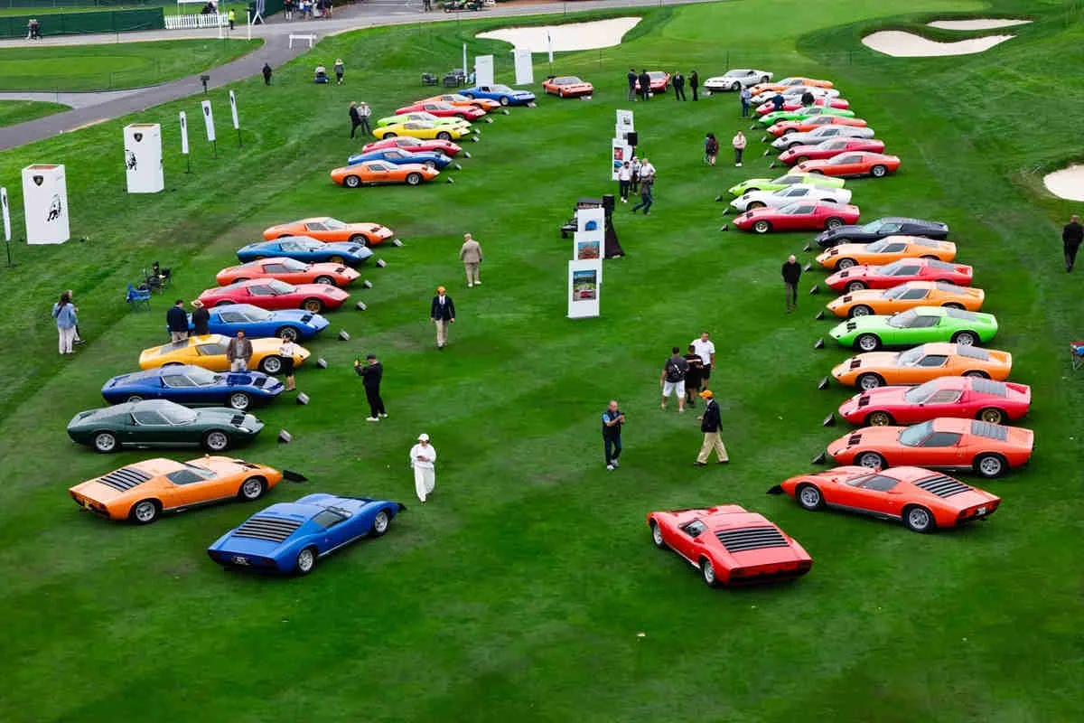 Lamborghini celebrates 60 years of the Miura with a record gathering