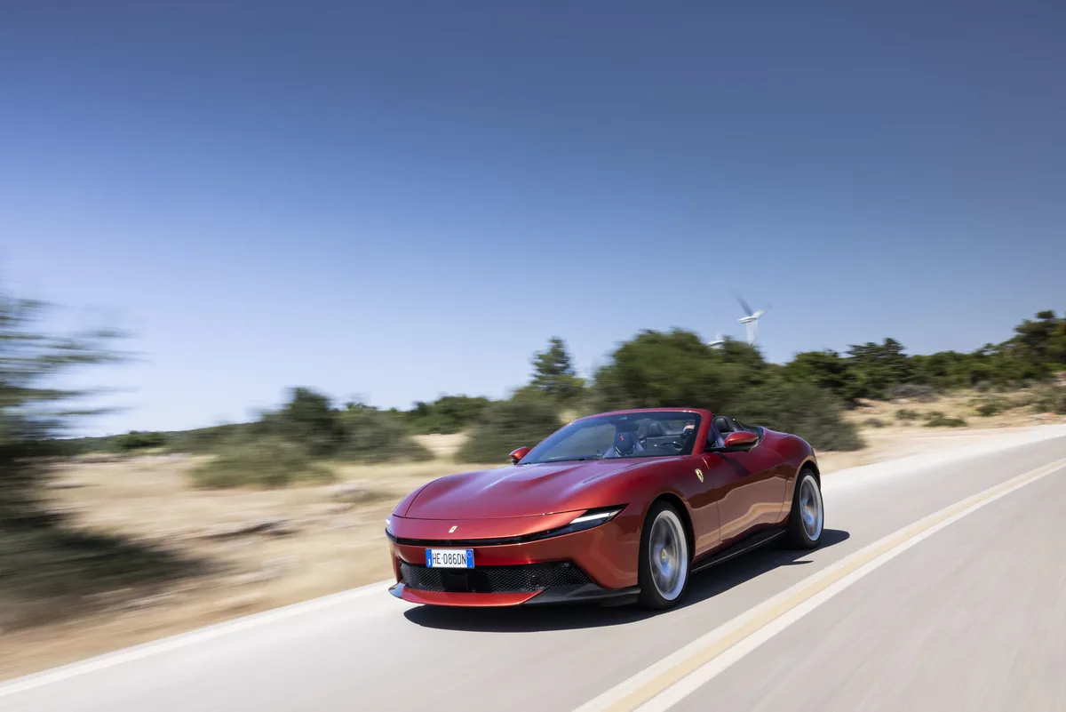 Ferrari Amalfi Spider, the new 2+ spider is a spectacle