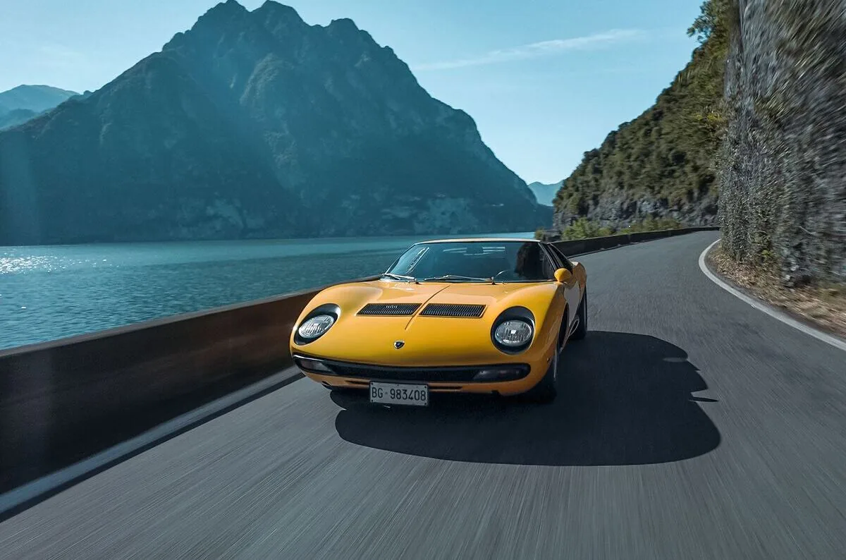 Lamborghini Miura SV turns 55 years old, what a history