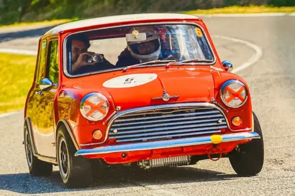 Races for classic cars, the new “parliament” arrives