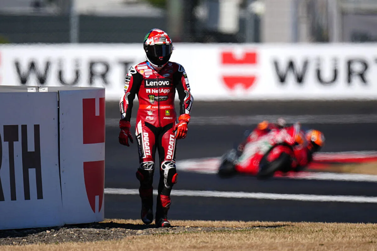 Bagnaia: “For 3 weeks I have had a swollen hand. I struggle to stop the bike, but this year I don't know everything about the GP26…”