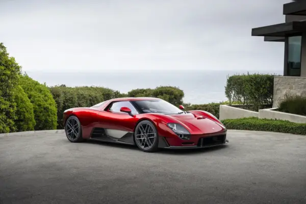 McLaren McL 6GT, authentic manual after over 30 years