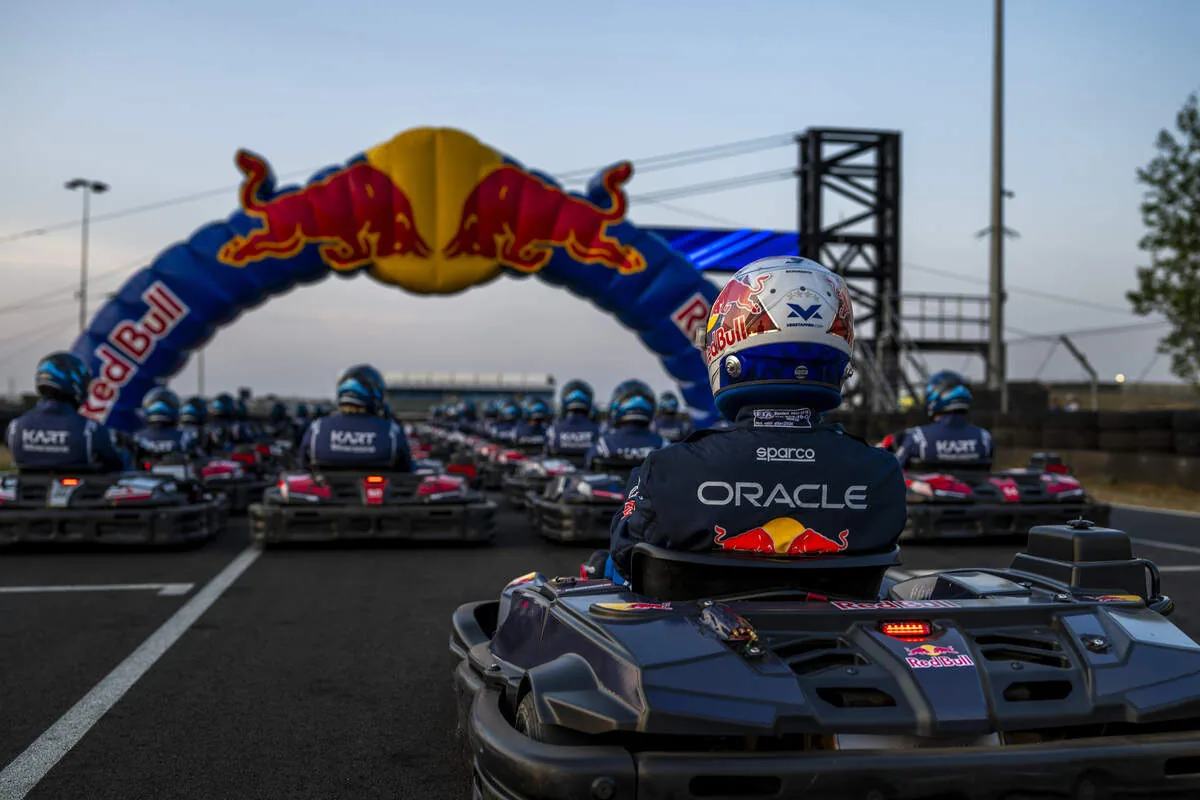 Verstappen, show event at Silverstone on September 16: on track with karts against 100 opponents