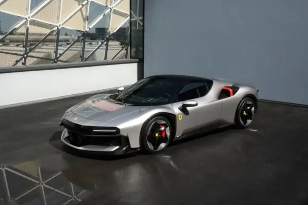 Ferrari CZ26, the unique collectible piece