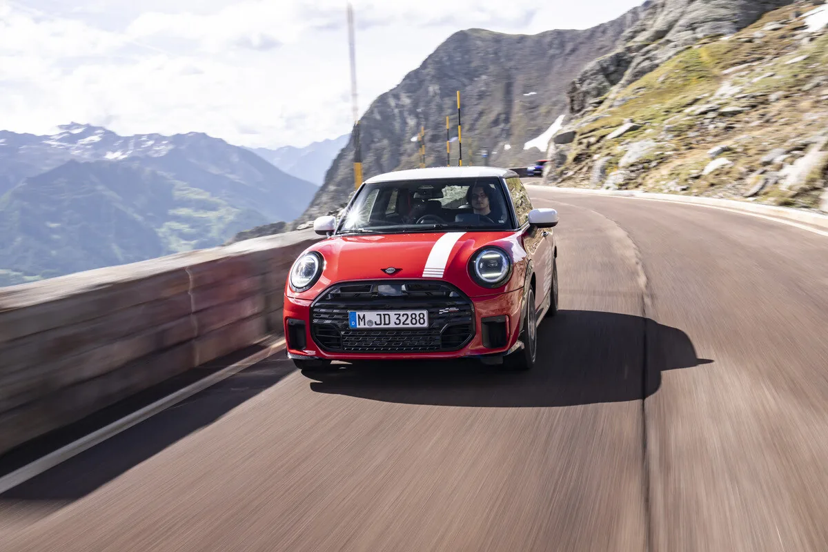 MINI 1965 Victory Edition, tribute to a historic rally