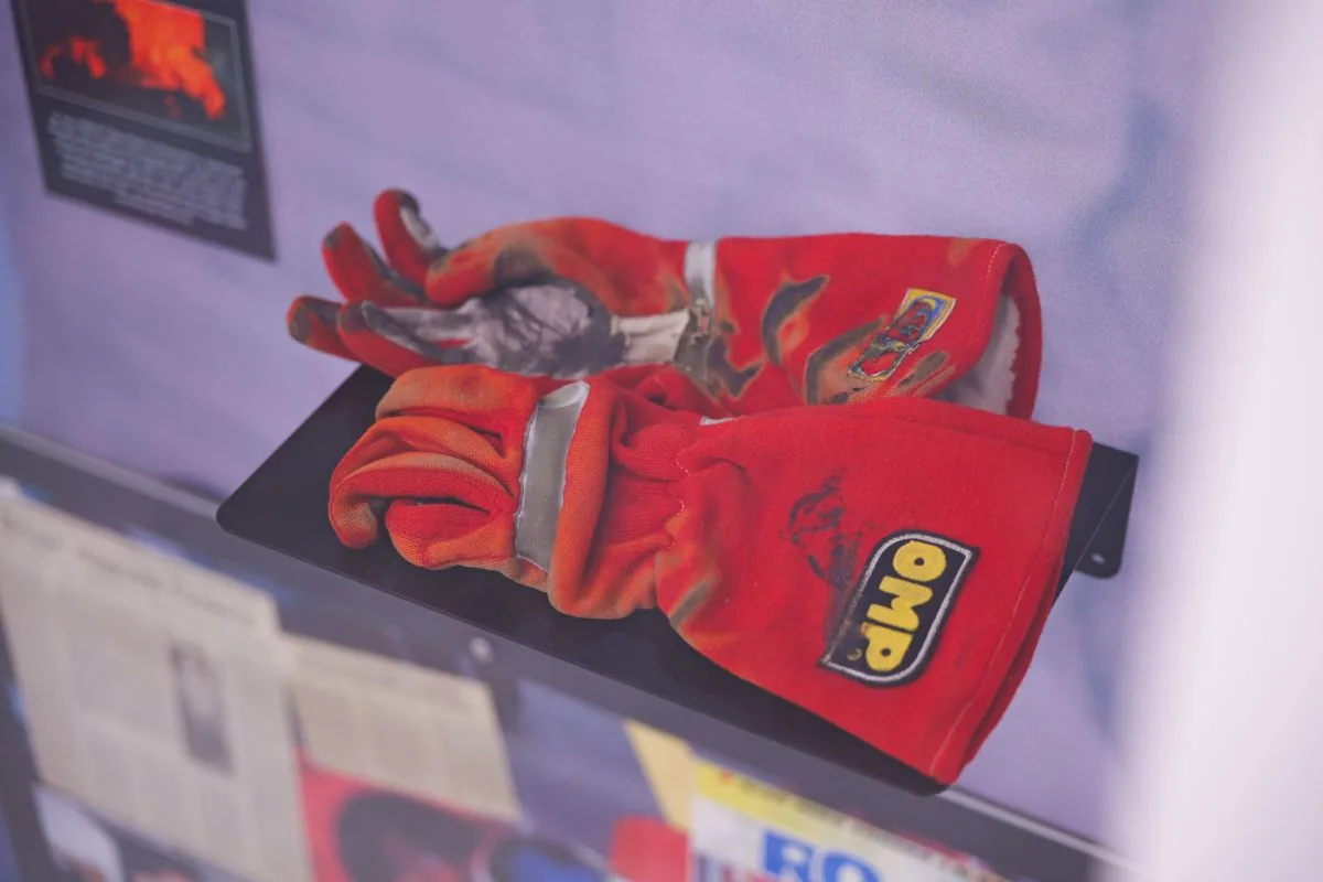 Berger, what a surprise! Visit the OMP headquarters and find the gloves from the 1989 Imola crash-fire incident