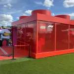 Even Lego pays tribute to Michael Schumacher: at the Arco della Pace a mosaic made of 85,000 bricks