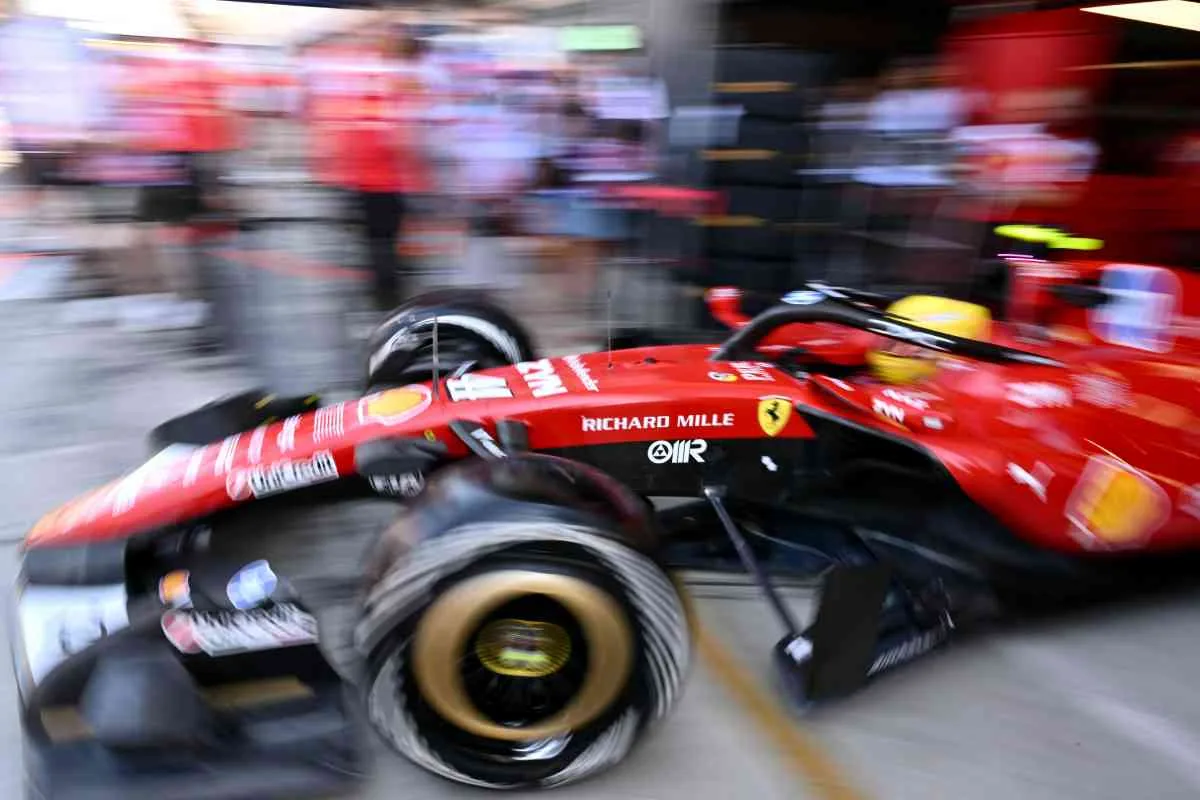 Hamilton backstory: the car was missing tires at the start of Q3